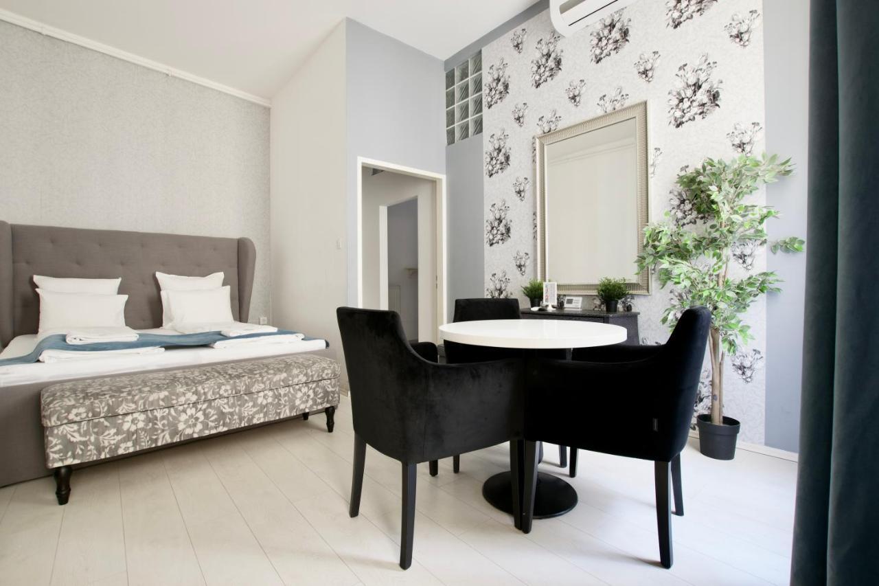Premium Apartments By Hi5 - Astoria Square Βουδαπέστη Εξωτερικό φωτογραφία